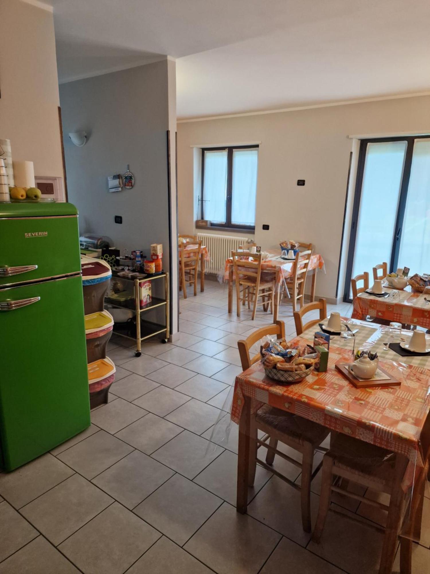 B&B Zia Vivina Sorico Eksteriør billede